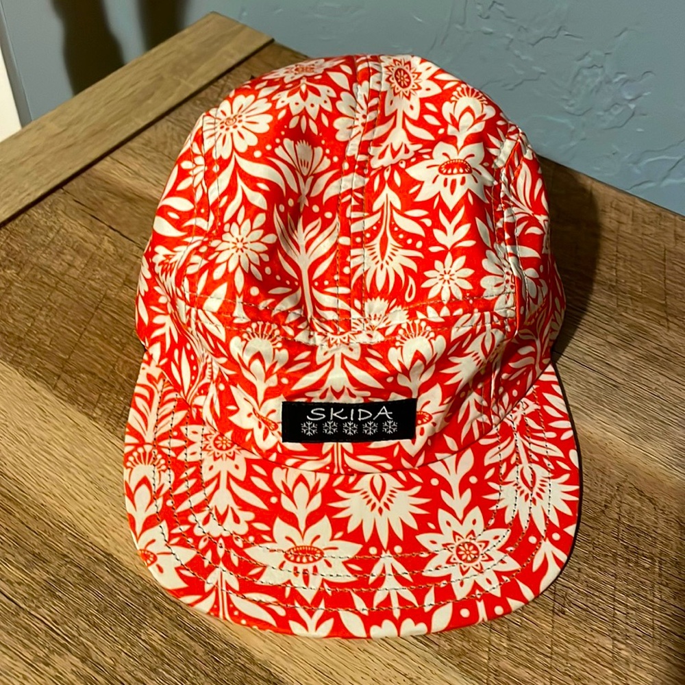 Skida “Delarna” 5 Panel Brim Hat EUC, Not available online